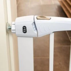 Barrera Blanca TIAKI Con 7 Cm De Extensión Para Perros 16 Barrera Blanca TIAKI Con 7 Cm De Extensión Para Perros -Gatos Perros Suministros Tienda 334597 tiaki dog gate white fg 8192 7